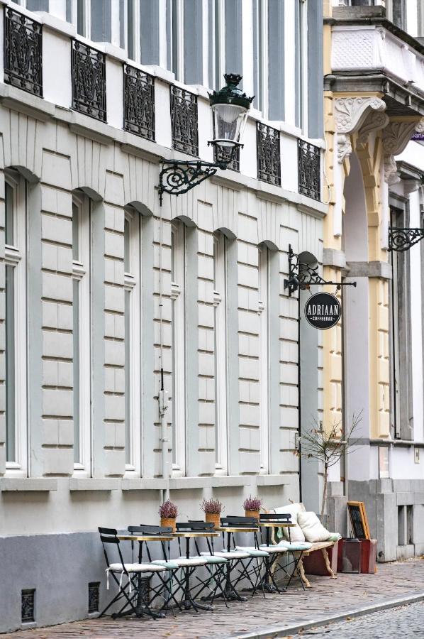 The Bank 1869 - Unique Guestrooms In The Historic Center Of ברוז' מראה חיצוני תמונה