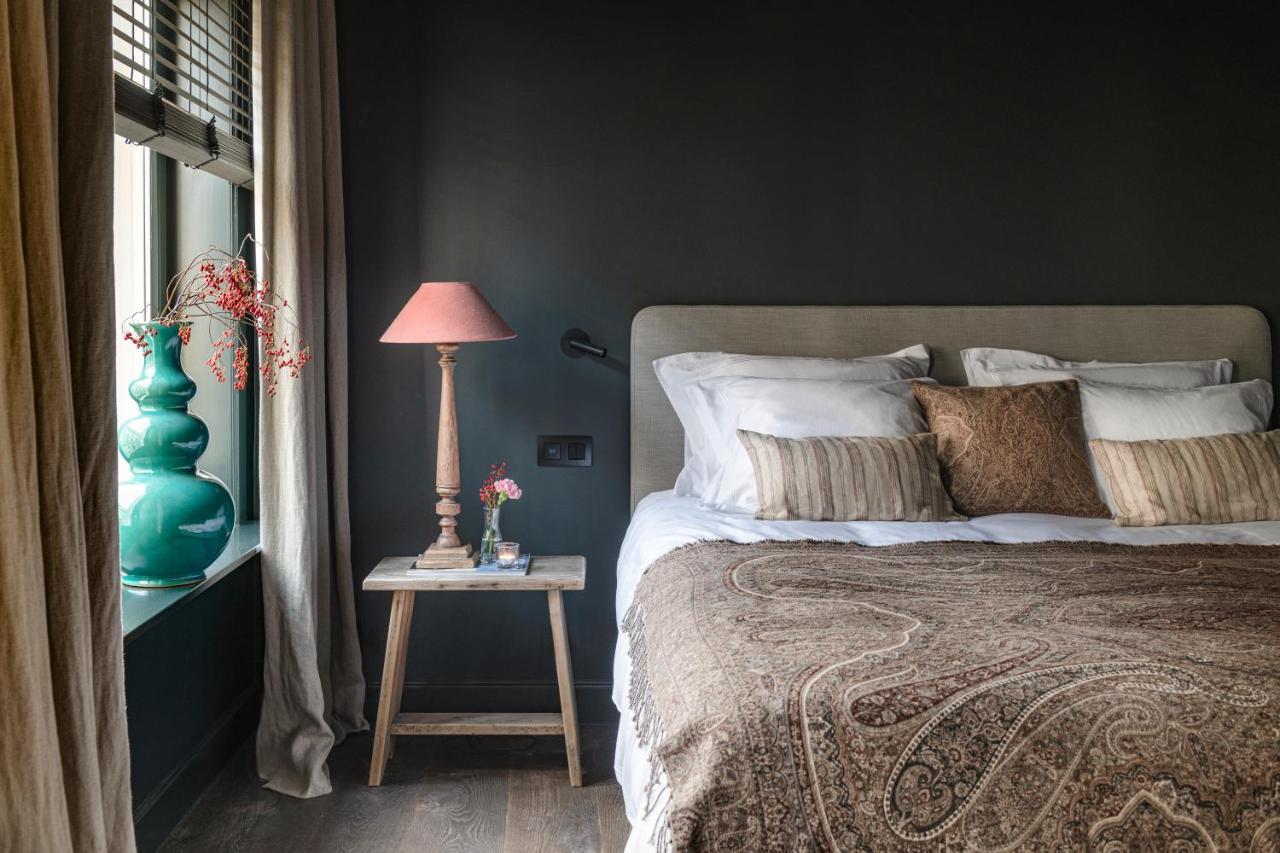 The Bank 1869 - Unique Guestrooms In The Historic Center Of ברוז' מראה חיצוני תמונה