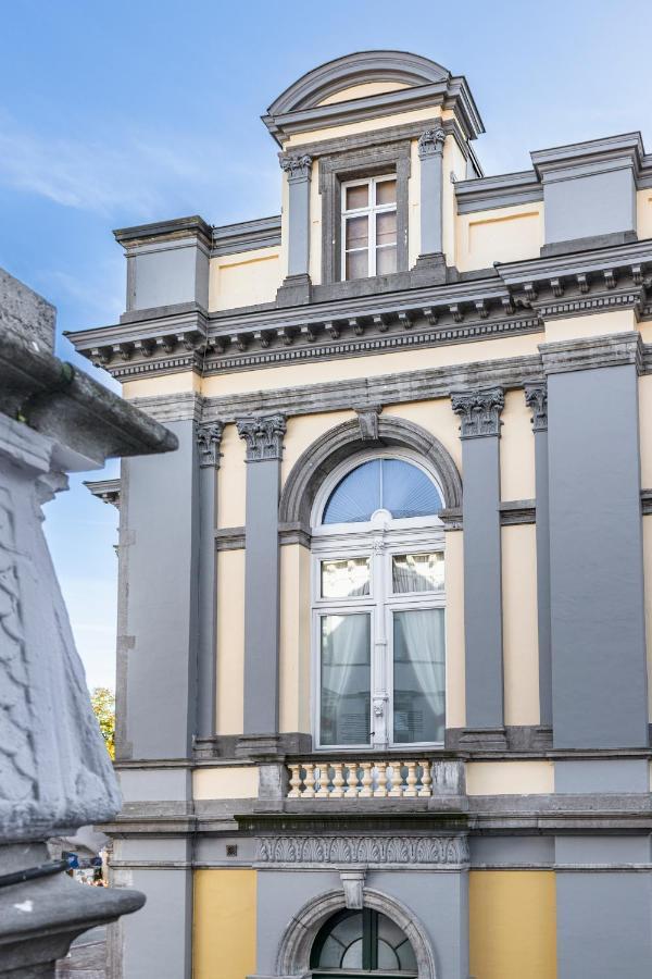 The Bank 1869 - Unique Guestrooms In The Historic Center Of ברוז' מראה חיצוני תמונה