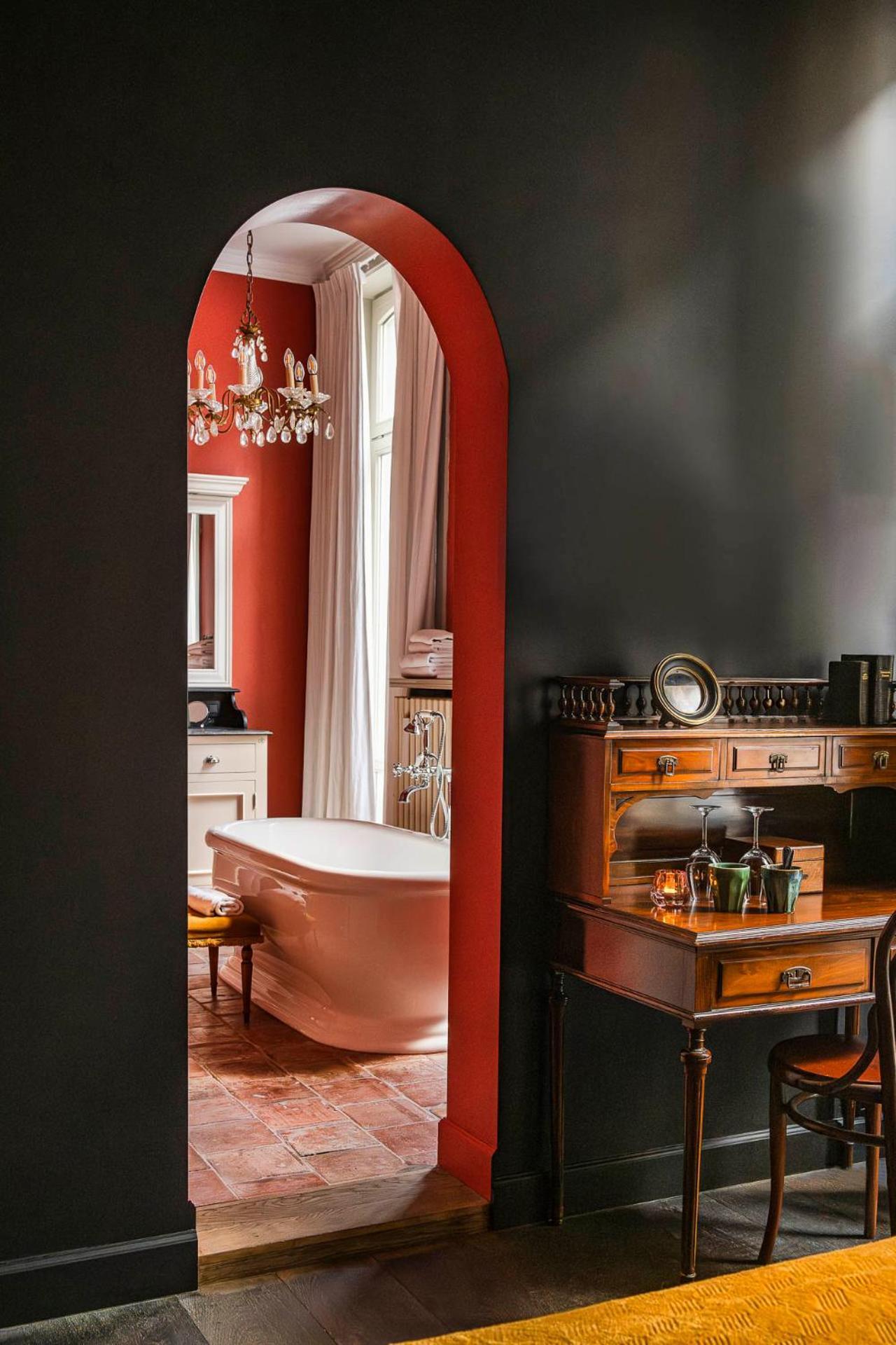 The Bank 1869 - Unique Guestrooms In The Historic Center Of ברוז' מראה חיצוני תמונה